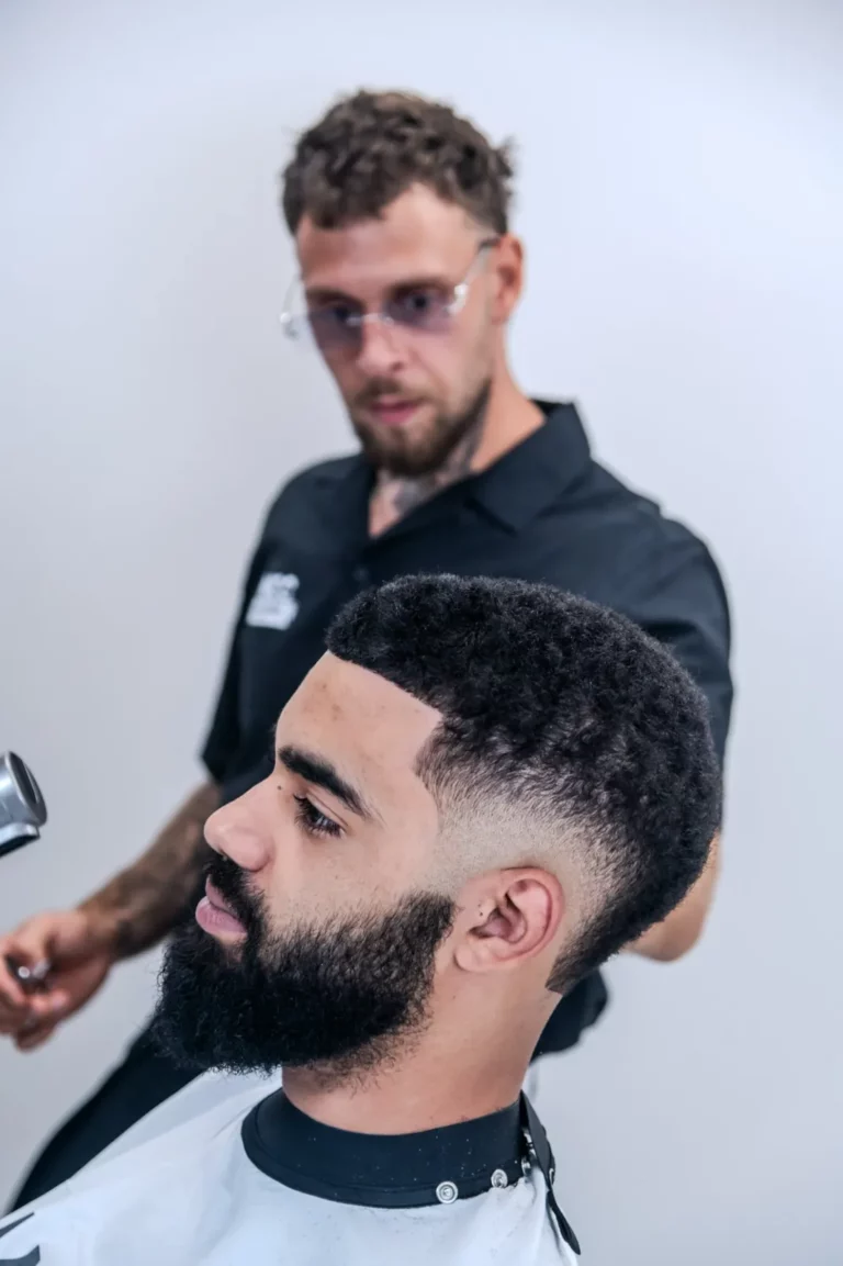 Low, mid, high, taper, drop fade : comprendre les différents dégradés en barbering